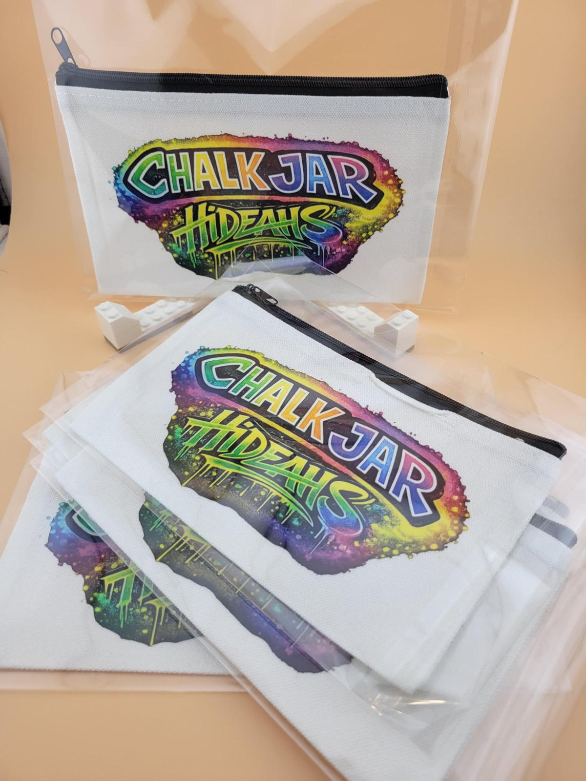Hideahs Branded zip bag